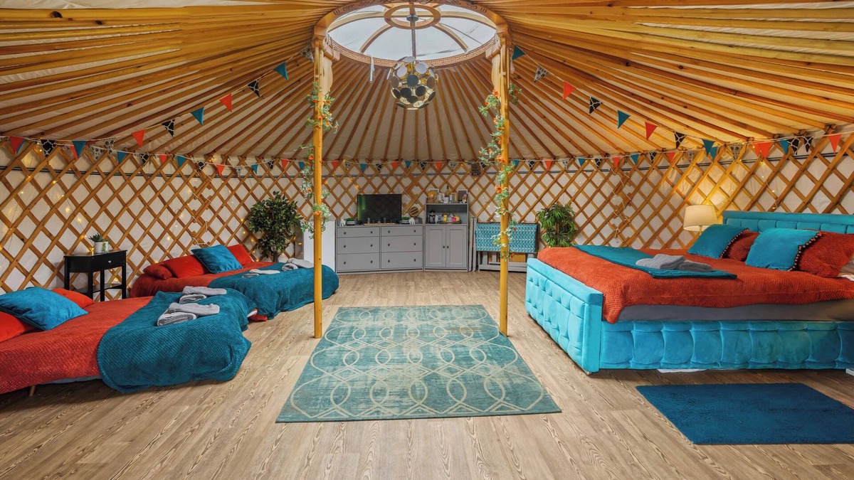 Attleborough RV Rental | KRUG Luxury Heated Yurt with Private Hot Tub