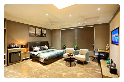 Jasola Hotel | KRYC Luxury Living near Indraprastha Apollo Hospital