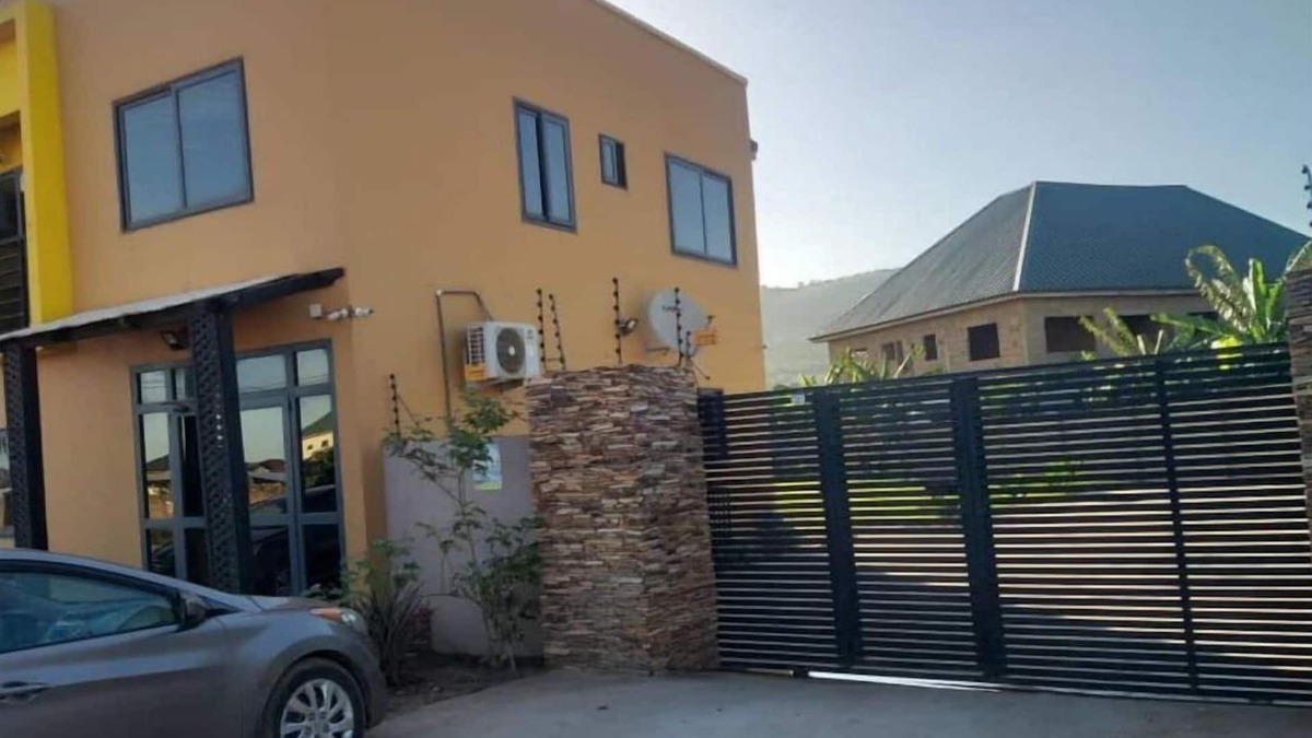 Kweiman House | Kryx Apartment (Oyarifa Green hill)