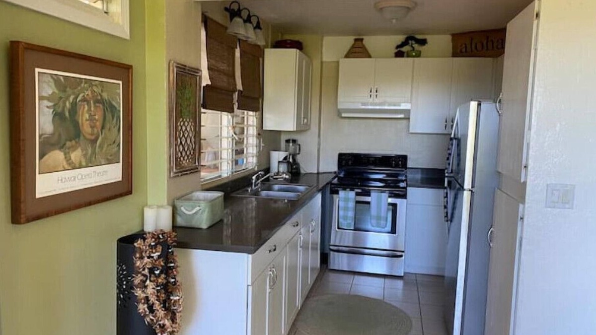 Aiea Apartment | KT Aloha with a viewn