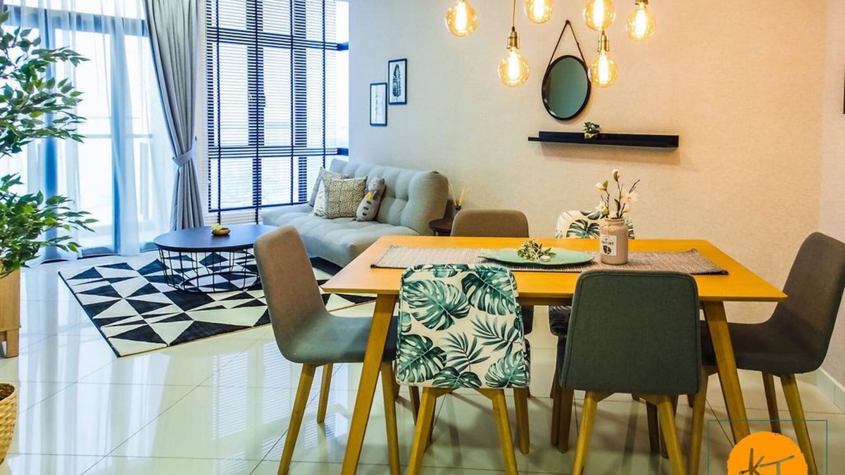 Bandar Tun Razak Apartment | Kuala Lumpur KLCC Stylish & Comfy | 5★ Location, Netflix, Pool + Gym 03
