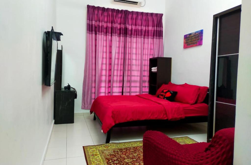 Kuantan House | Kuantan Homestay WiFi Viu PS4 BBQ by Zaryqa