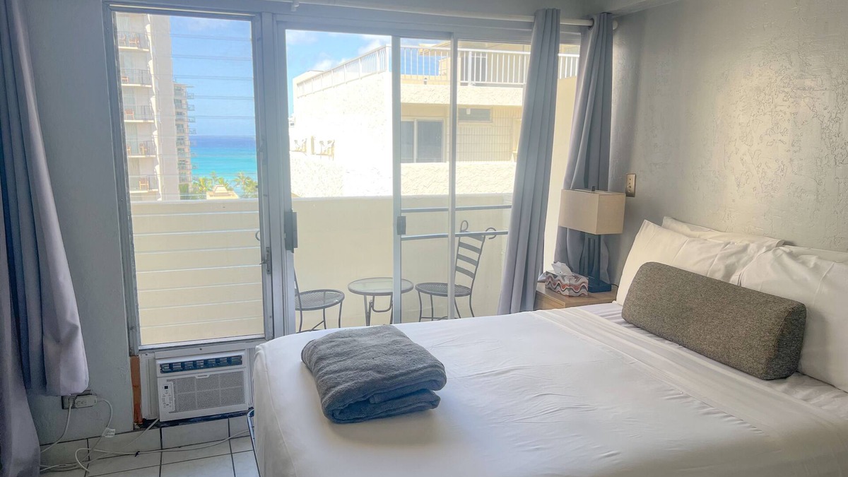 Waikiki Apartment | Kuhio Village Ocean View Studio | Private Lanai