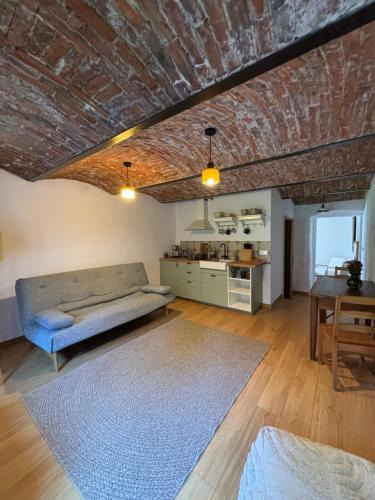 Szarocin Apartment | Kukabura