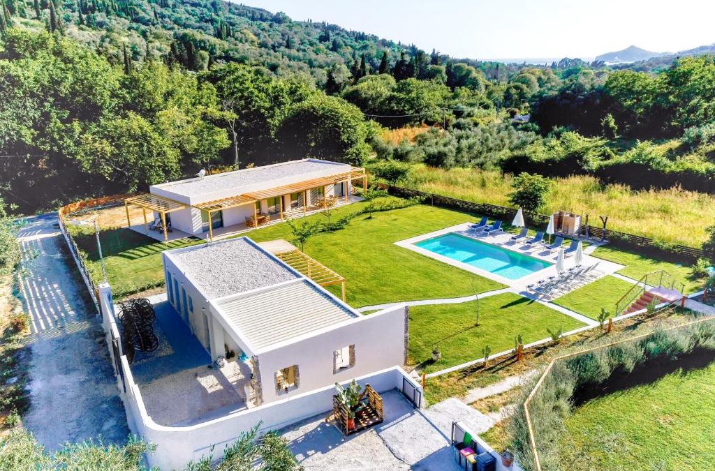 Termenades House | Kumquart Guesthouse, 20 people, private pool