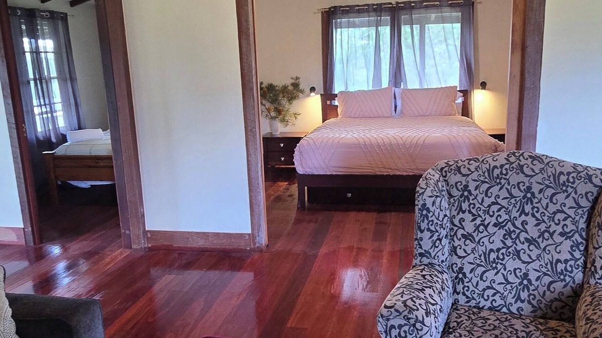Brooman Cottage | Kurrajong House - Cosy cottage on the Clyde River