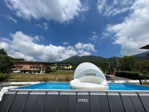 Casalzuigno House | Kurt e famiglia