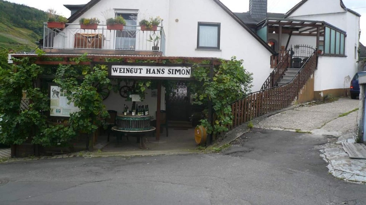 Kaimt Apartment | Kurtelhof - Apartment Kurtelhof with balcony & Moselle view, 2-4 pers.