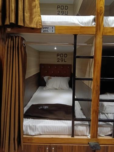 Dwaraka Nagar Hotel | Kushi's Nap N Go Dormitory