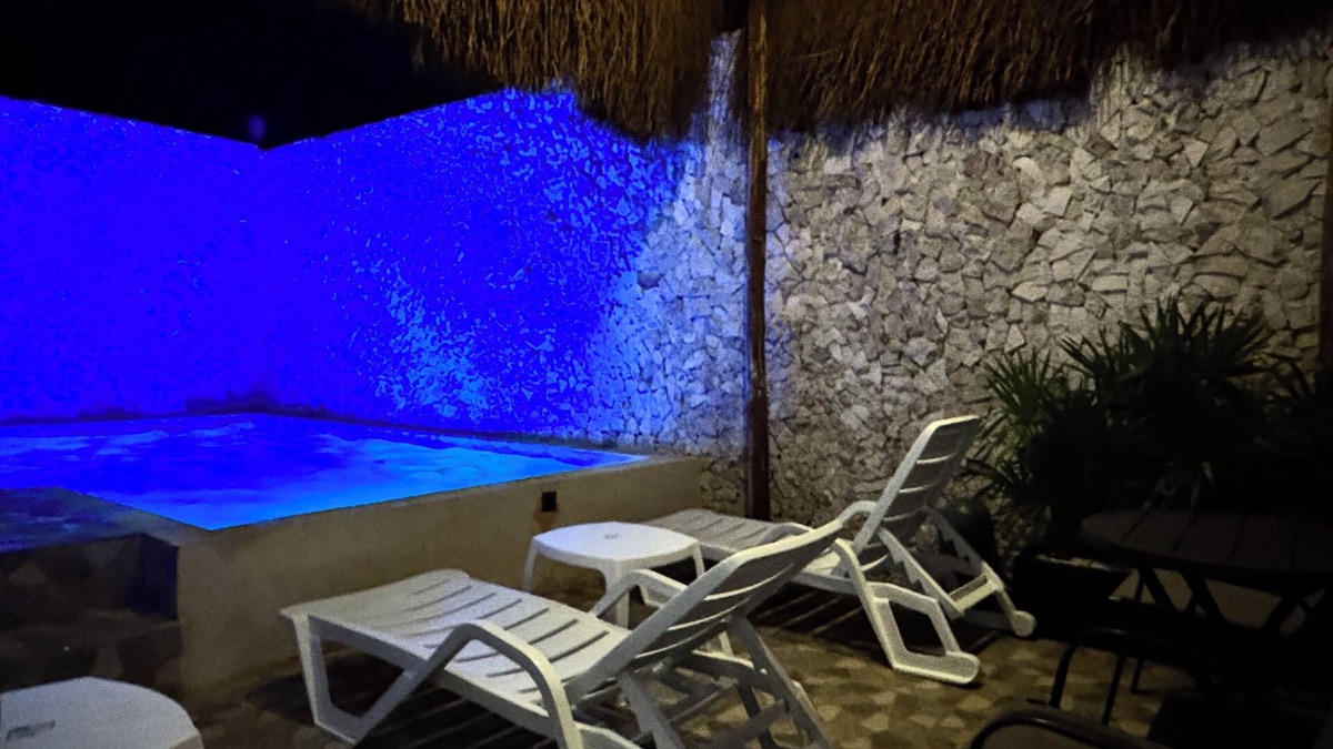Merida Municipality House | Kuxtal Merida | near the airport and periferico (with office and video games)