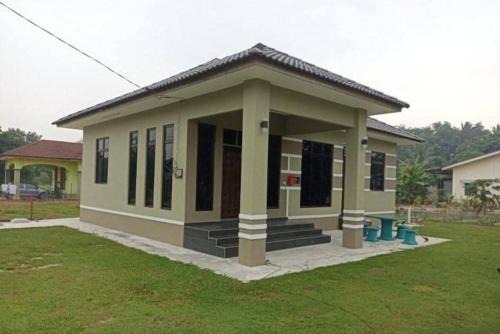 Bachok House | Kuzarisma homestay