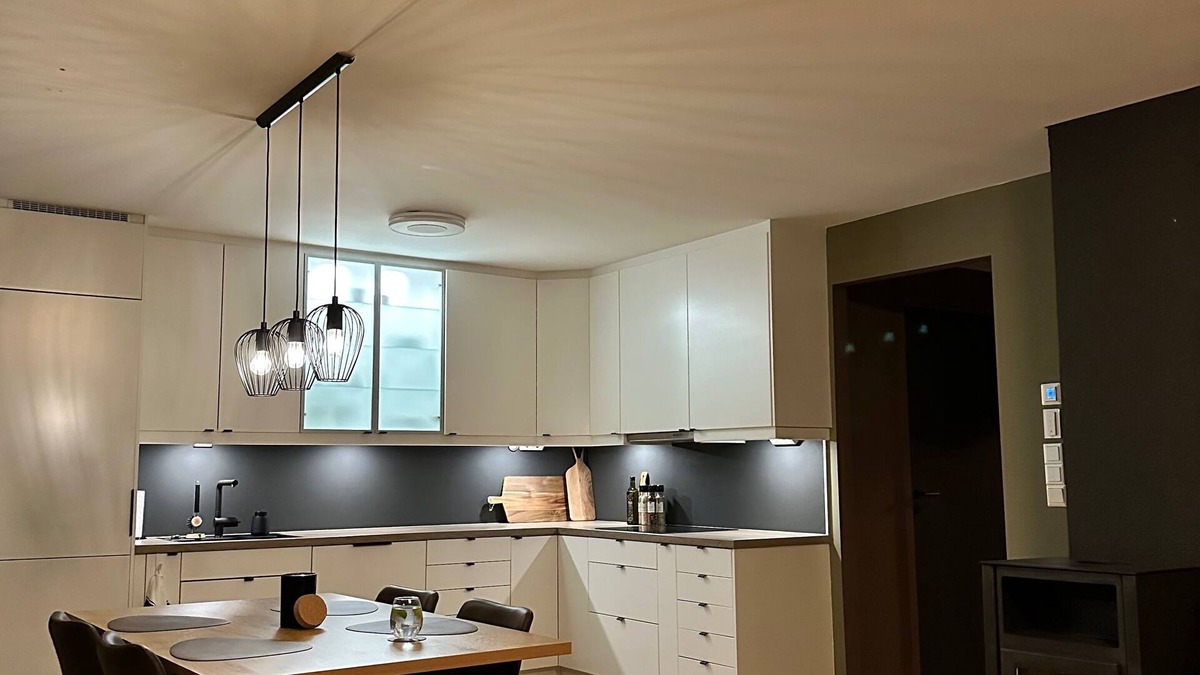 Tromso Apartment | Kvaloysletta - 2 Bed Apartment - Free Parking