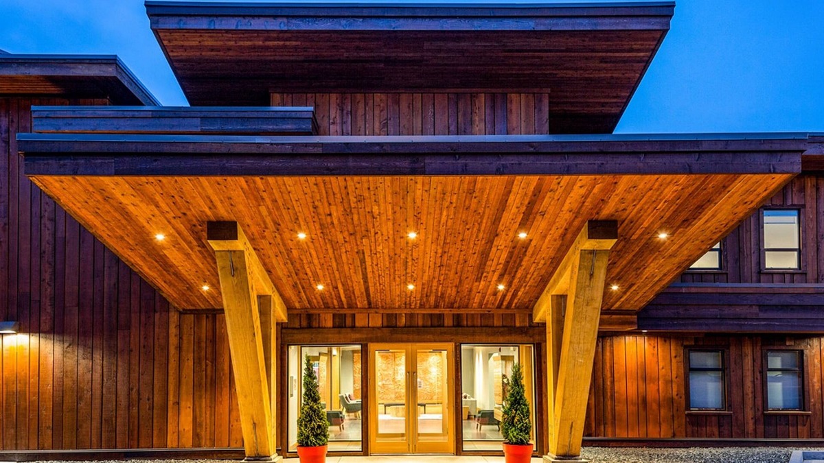 Port Hardy Hotel | Kwa'Lilas Hotel