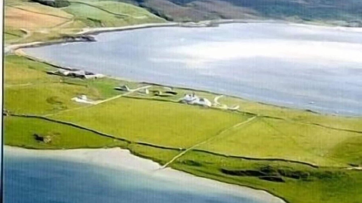 Durness Cottage | Kyleview - A shepherds cottage with far reaching views across Kyle of Durness