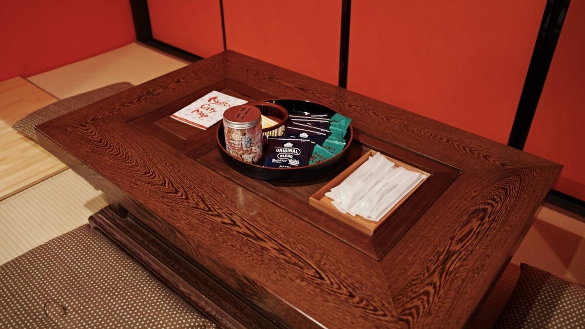 Uzumasa House | Kyoto Machiya Saikyoin Red A newly built townhou/Kyoto Kyōto