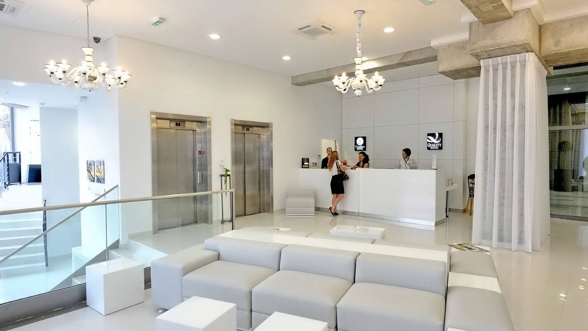Saint-Assiscle Hotel | Kyriad Prestige Perpignan Centre Gare