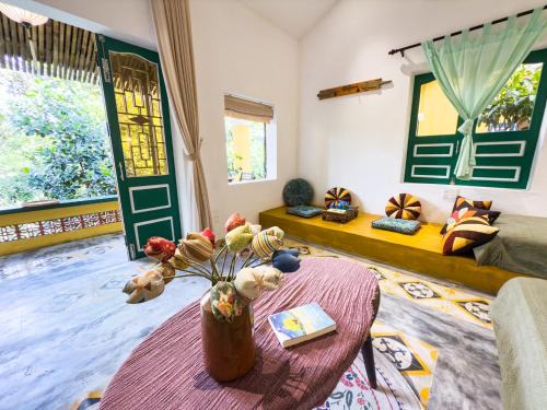 Tien Phuoc Cabin | Làng Yên Retreat - Loc Yen Ancient Village Quang Nam