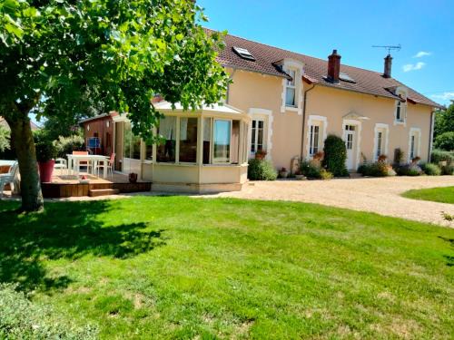 Levet Bed & Breakfast | L'école buissonnière