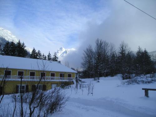 Lus-la-Croix-Haute House | L Acacia