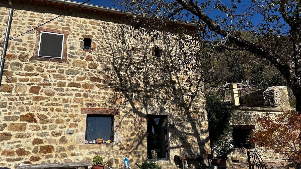 Chalencon House | L'Adret Étoilé - A haven of peace in the Ardèche, between nature and old-world charm