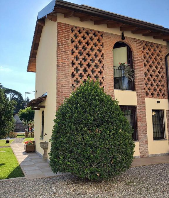 Turbigo Apartment | L'ago nel pagliaio