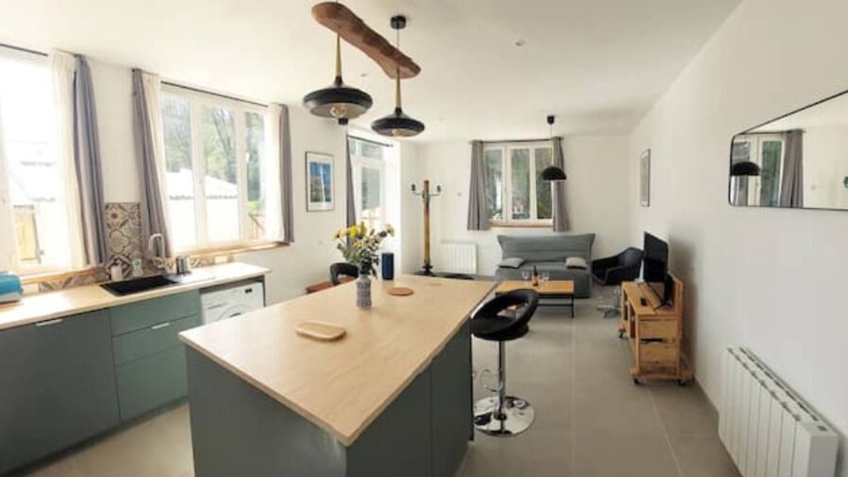 Thury-Harcourt House | L'aigrette, Moderne, Ensoleillé et Bien Placé