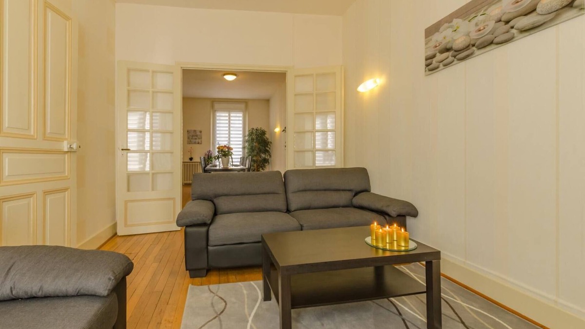 Romilly-sur-Seine House | L'alnilia - Romilly SUR Seine