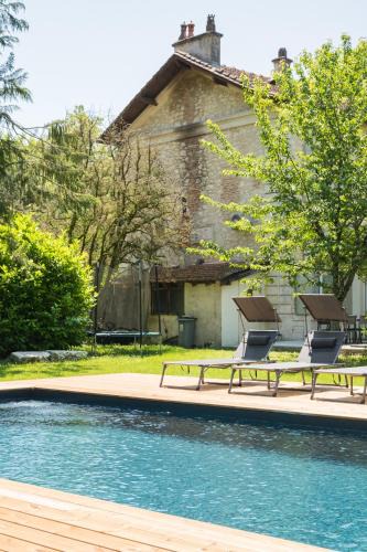 Issigeac House | L'ancienne gare d'Issigeac,piscine,grand terrain,4 personnes