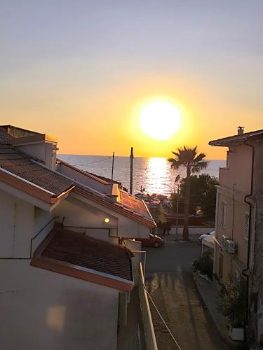 Nicotera Marina Apartment | L'Angolo sul mare