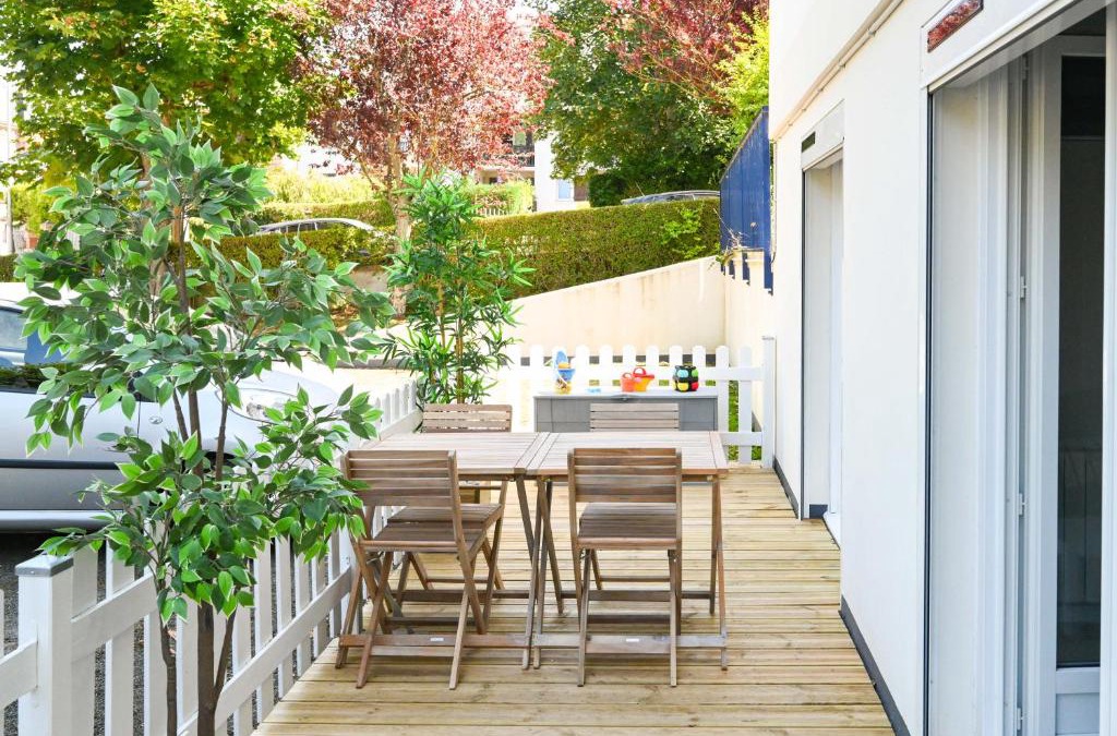 Villers-sur-Mer Apartment | L appart de Villers HYPER centre WI-FI Parking