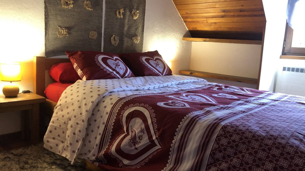 Bagnols-les-Bains Apartment | L'Appart des Anges, a charming cocoon.