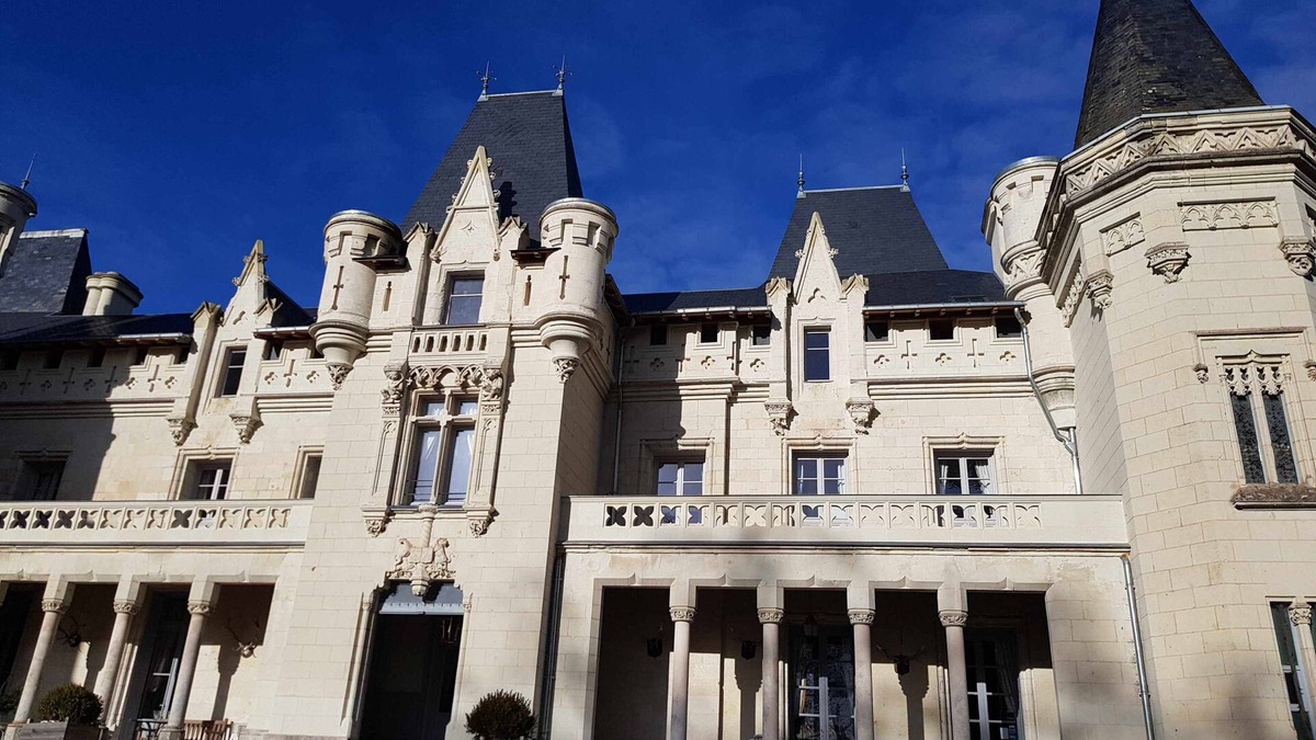 Neuille Apartment | L'APPARTEMENT au CHATEAU, 4 *, in Salvert, 6 pers, near Saumur, in the Anjou region