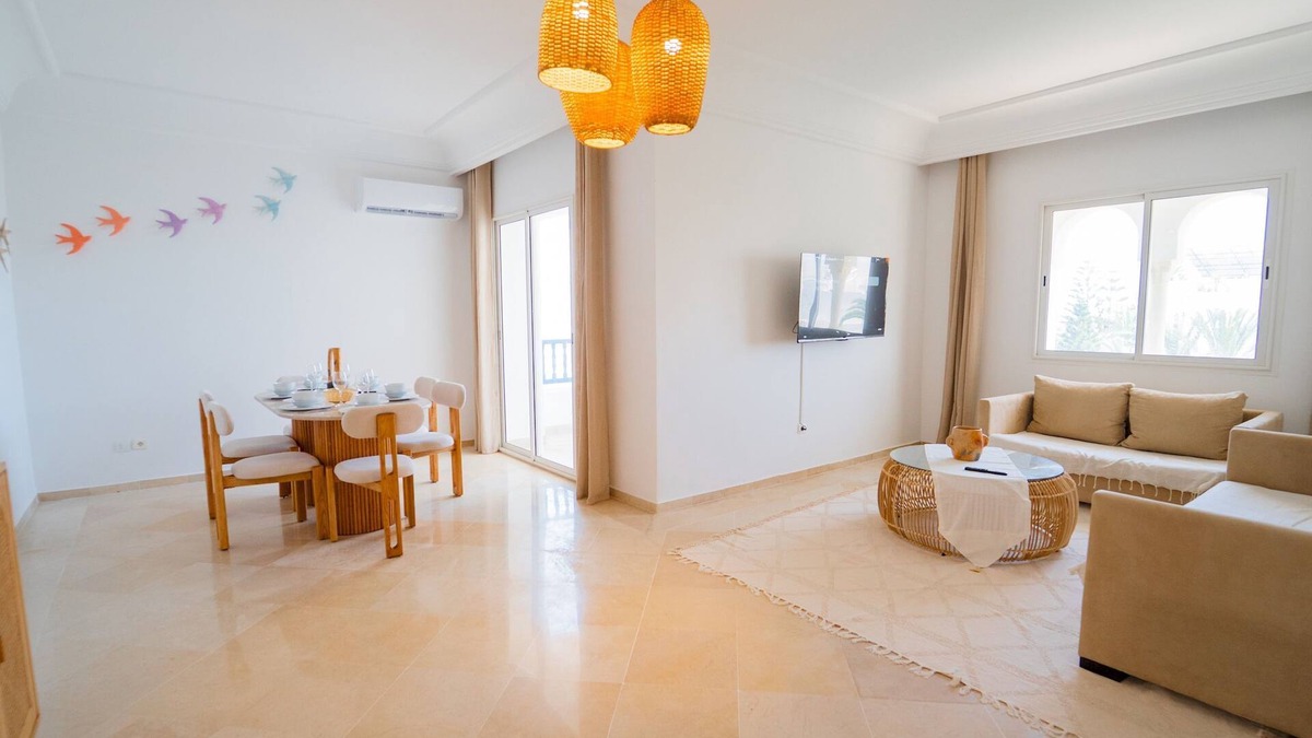 Yasmine Apartment | L'appartement de la Marina: Vue mer et port