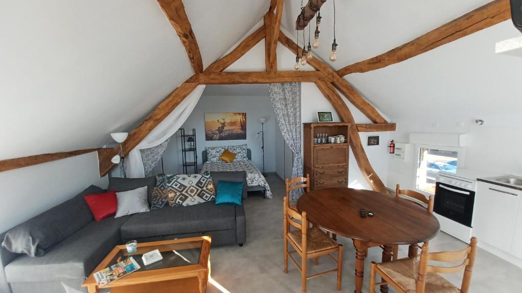 Lyons-la-Foret Apartment | L'appel de la foret