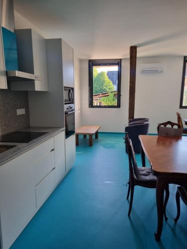 Limoges Apartment | L'Arbre à Graines
