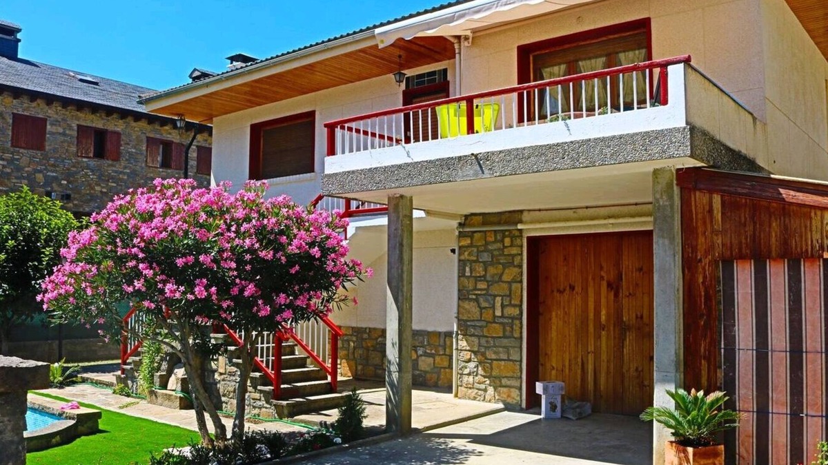 Banaston House | L'arome de Ainsa