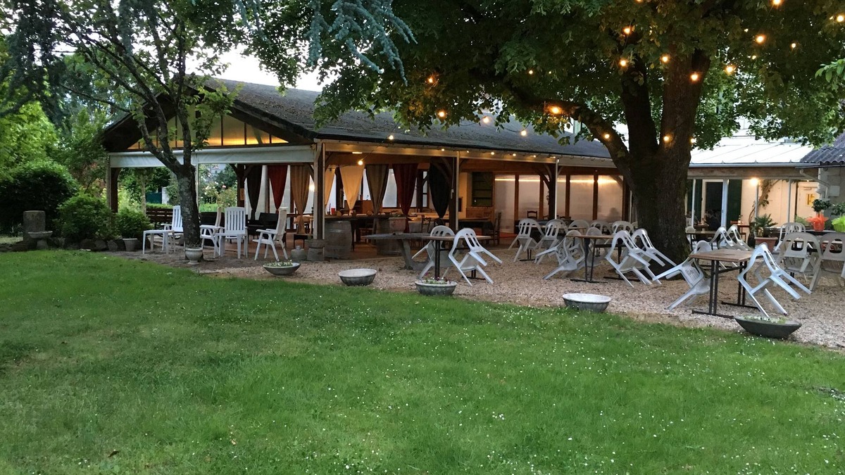 Saint-Aigulin Hotel | L'Art Dit Vin