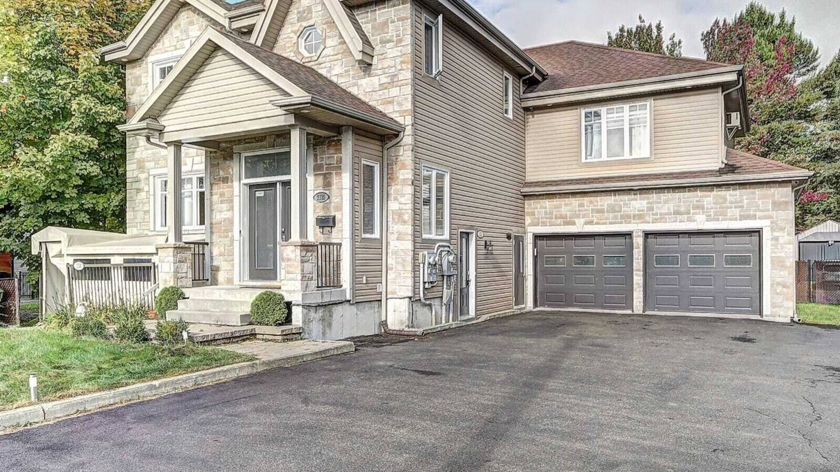 Pont-Rouge Apartment | L'Artiste | Chic condo à Québec