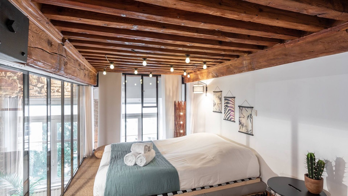 Boucle - Gros Caillou Apartment | L'Atelier de Pierre - Charmant T4 à la Croix Rousse