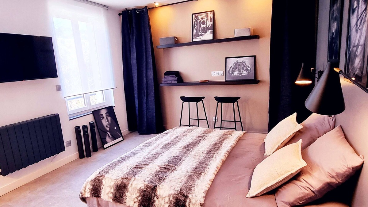 Cote Ouest Ormeaux Apartment | L'atelier du Photographe - 5 min Plage/Centre Ville - Design & Confort !