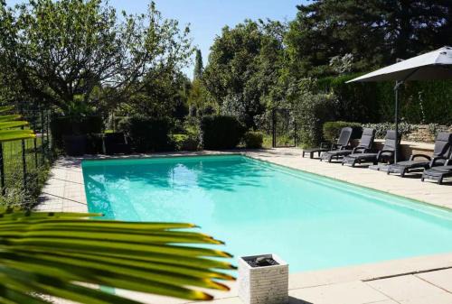 Aze Apartment | L'atypik - Clim - Sauna - Piscine