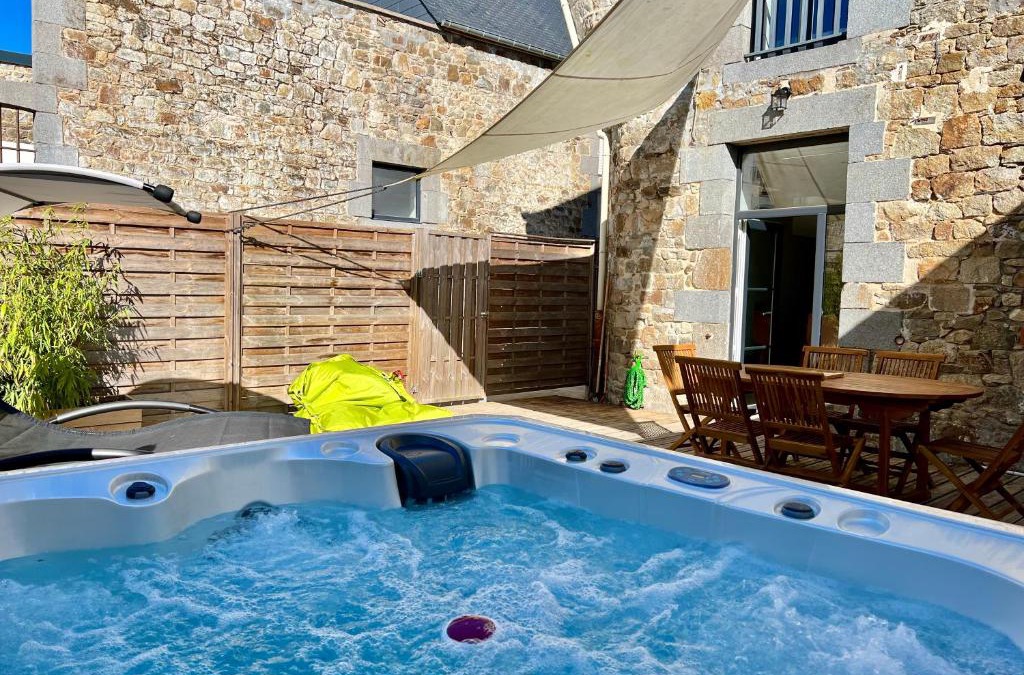 Dol-de-Bretagne House | L'authentique Doloise Spa