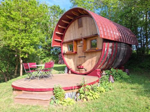 Litteau House | L'authentique Tonneau à Cidre d'Emma