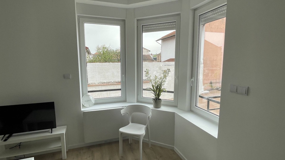 Roanne Apartment | L'Avenue 005, fully-equipped accommodation