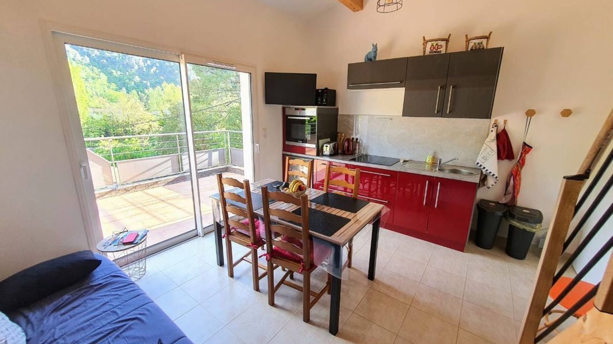 Sainte-Cecile-d'Andorge Apartment | L'Echappée du Camboux. nWellness discounts
