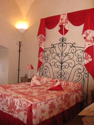 La Chaise-Dieu Bed & Breakfast | l'echo et l'abbaye