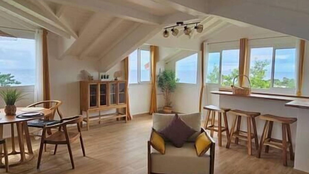 Basse-Terre Apartment | L'écrin jaune: Apartment with 180° sea view!