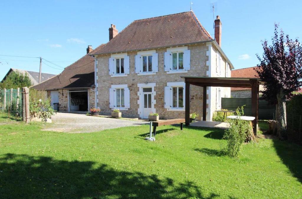 Coussac-Bonneval House | L' ecurbie