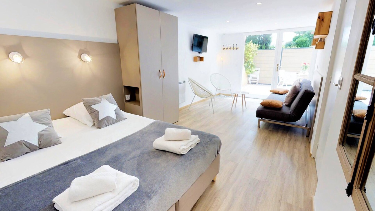 Saint-Peray House | "L'EFFERVESCENT" - Wonderful Place in the heart of the vineyards of Saint Peray