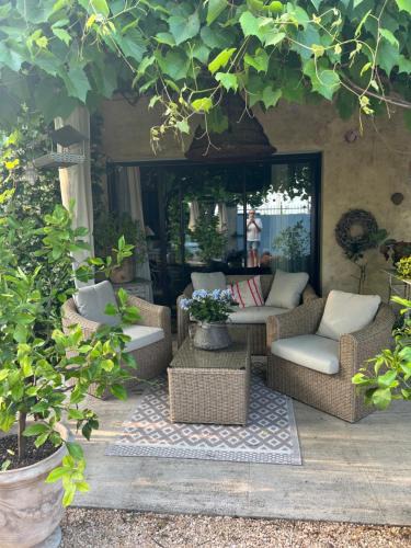 Vacqueyras Bed & Breakfast | L'EPICURE- Zimmer Marsanne